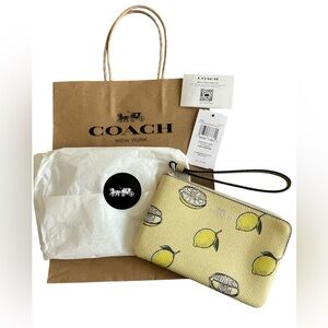 Coach Corner Zip Wristlet w/Lemon Print - NWT & Gift Packaging